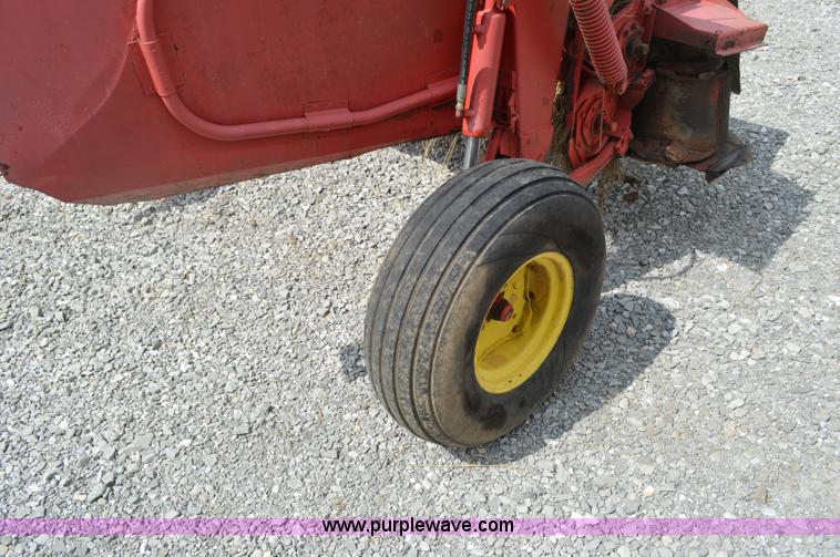 image for item G3680 New Holland 411 discbine mower