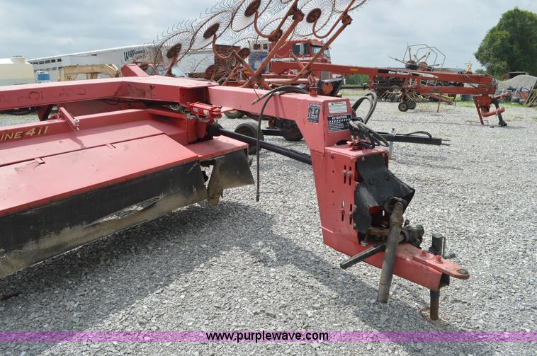 image for item G3680 New Holland 411 discbine mower
