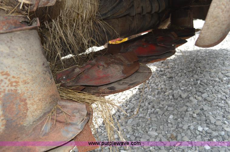 image for item G3680 New Holland 411 discbine mower