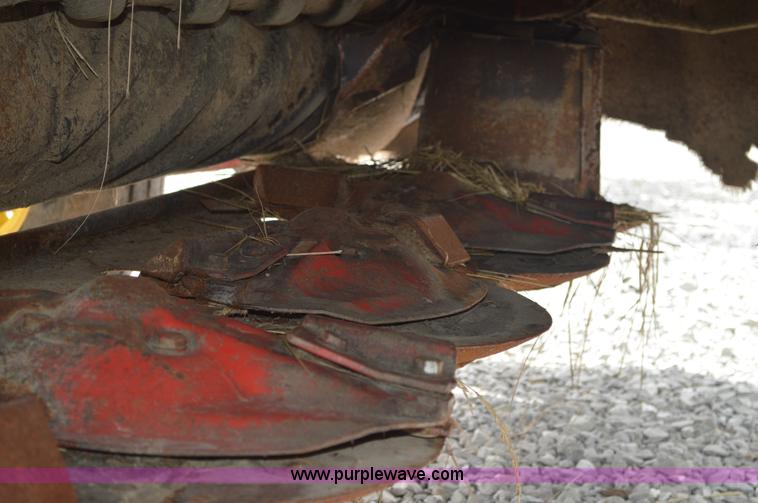 image for item G3680 New Holland 411 discbine mower