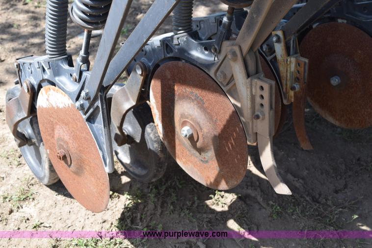 image for item H5069 John Deere 455 grain drill