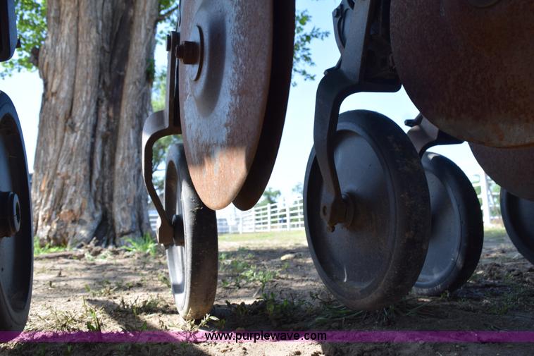 image for item H5069 John Deere 455 grain drill