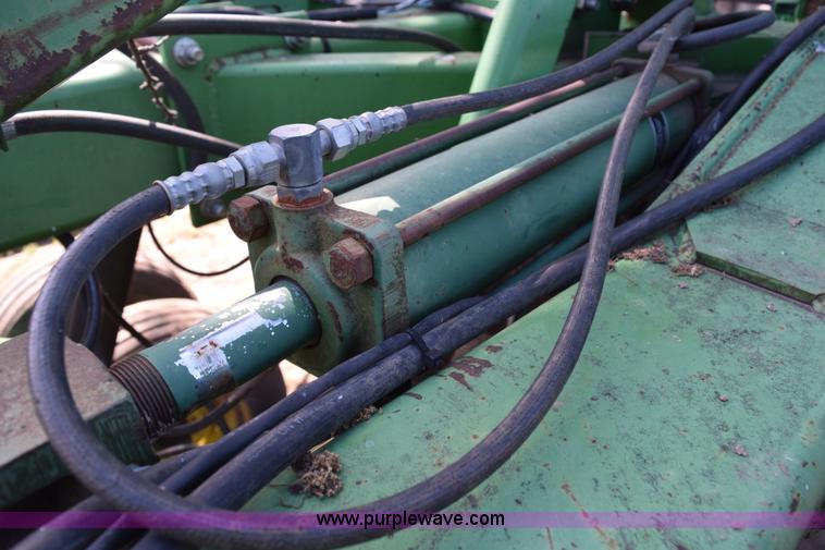 image for item H5069 John Deere 455 grain drill