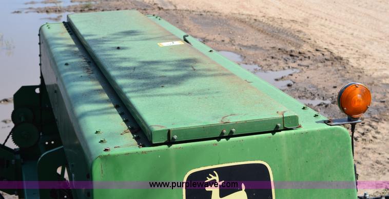 image for item H5069 John Deere 455 grain drill