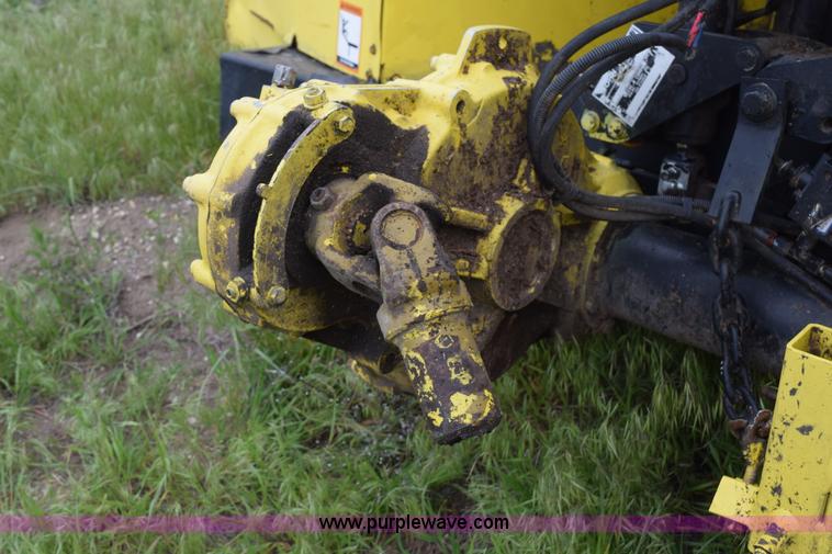 image for item H5077 2008 John Deere 678 forage head