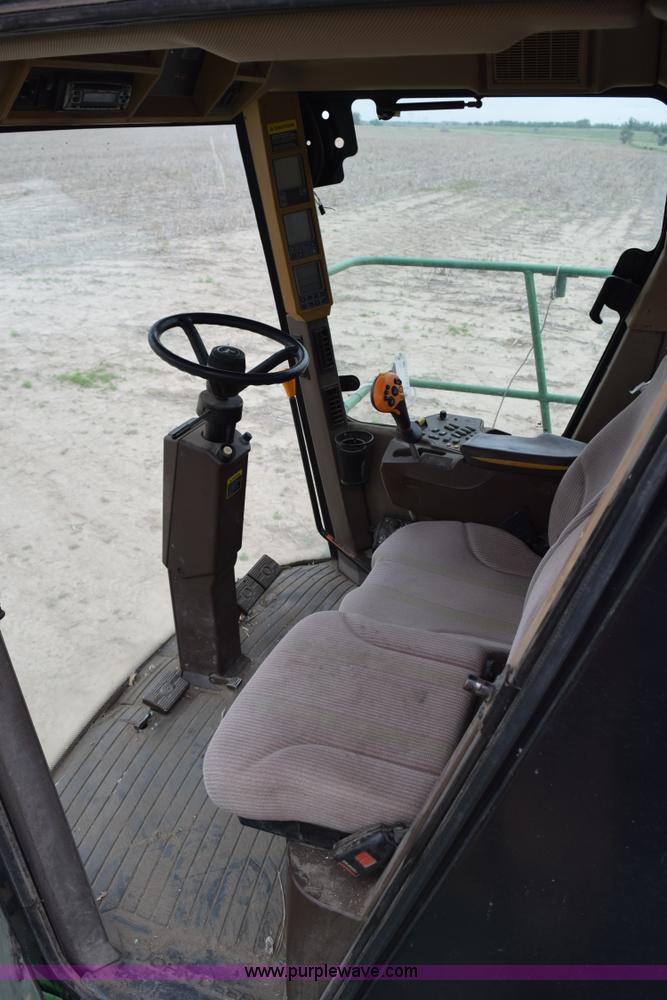image for item H5078 2003 John Deere 7500 forage harvester
