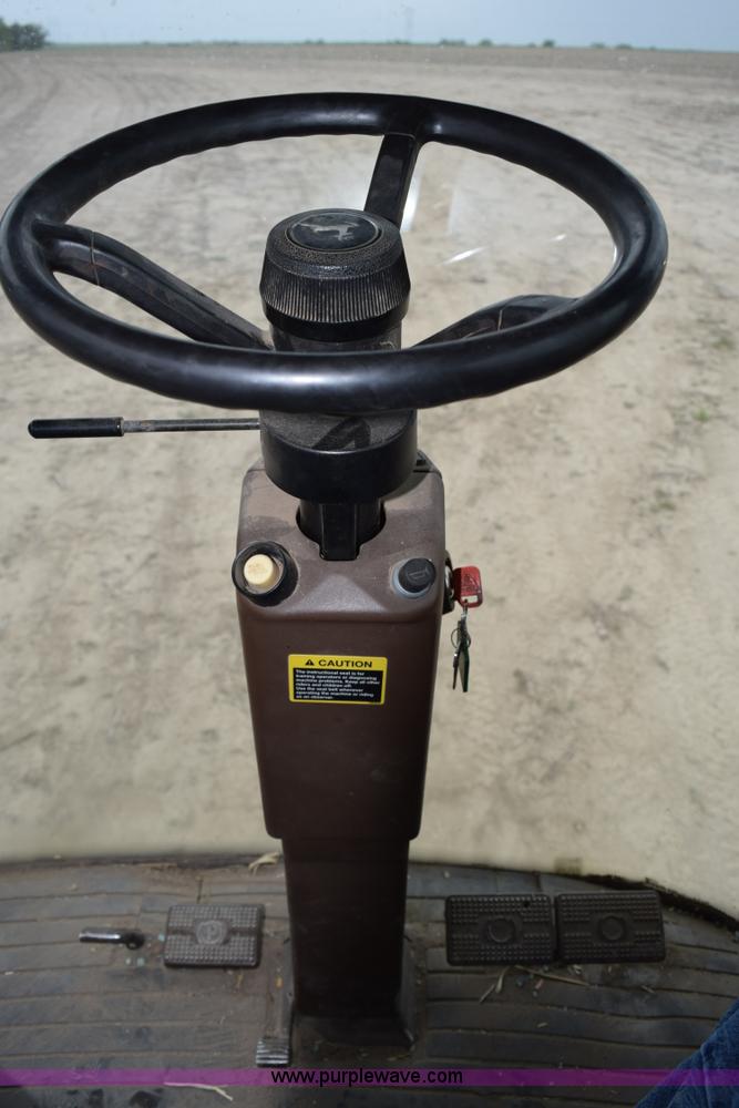 image for item H5078 2003 John Deere 7500 forage harvester