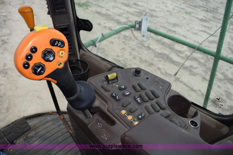 image for item H5078 2003 John Deere 7500 forage harvester