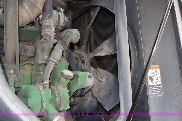 image for item H5078 2003 John Deere 7500 forage harvester