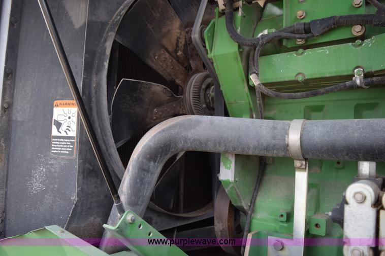 image for item H5078 2003 John Deere 7500 forage harvester