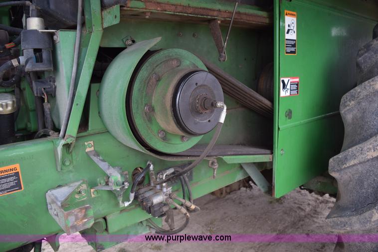 image for item H5078 2003 John Deere 7500 forage harvester