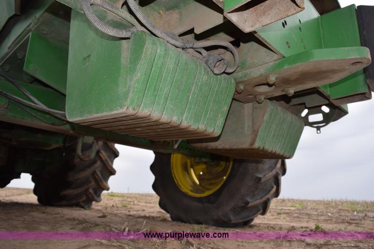 image for item H5078 2003 John Deere 7500 forage harvester