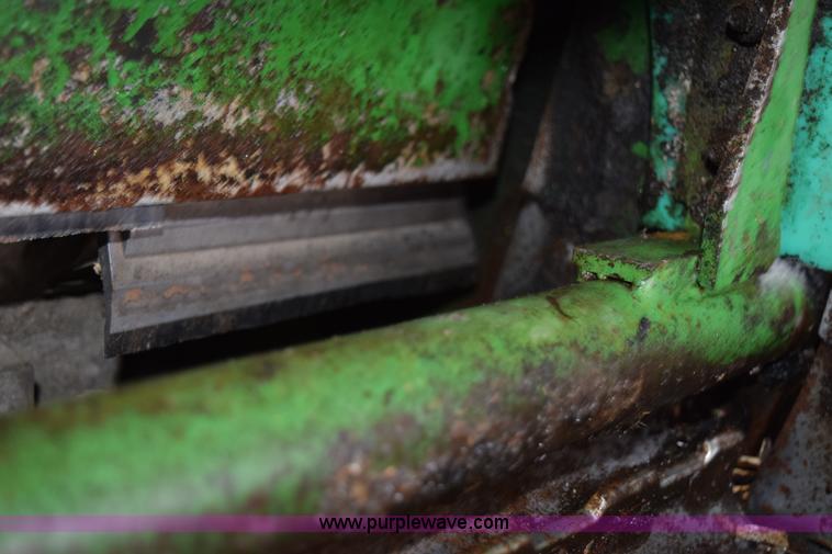 image for item H5078 2003 John Deere 7500 forage harvester