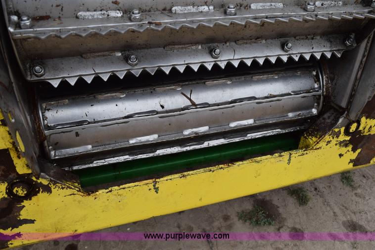 image for item H5078 2003 John Deere 7500 forage harvester