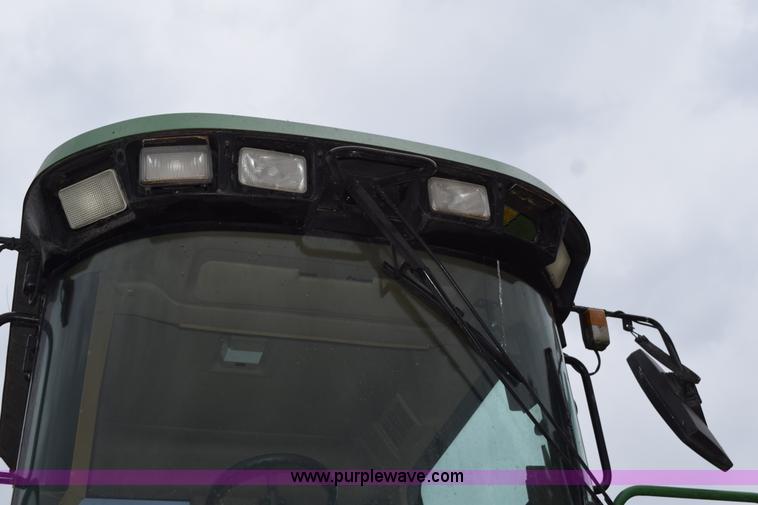 image for item H5078 2003 John Deere 7500 forage harvester