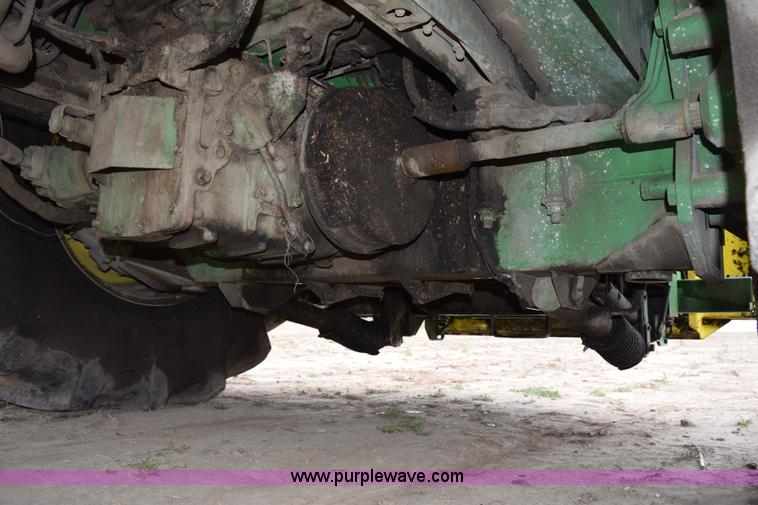 image for item H5078 2003 John Deere 7500 forage harvester