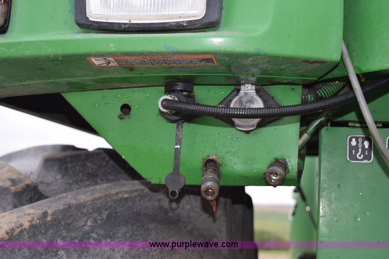 image for item H5078 2003 John Deere 7500 forage harvester