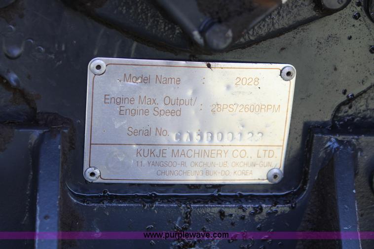 image for item H5807 2003 Century 2028 MFWD tractor