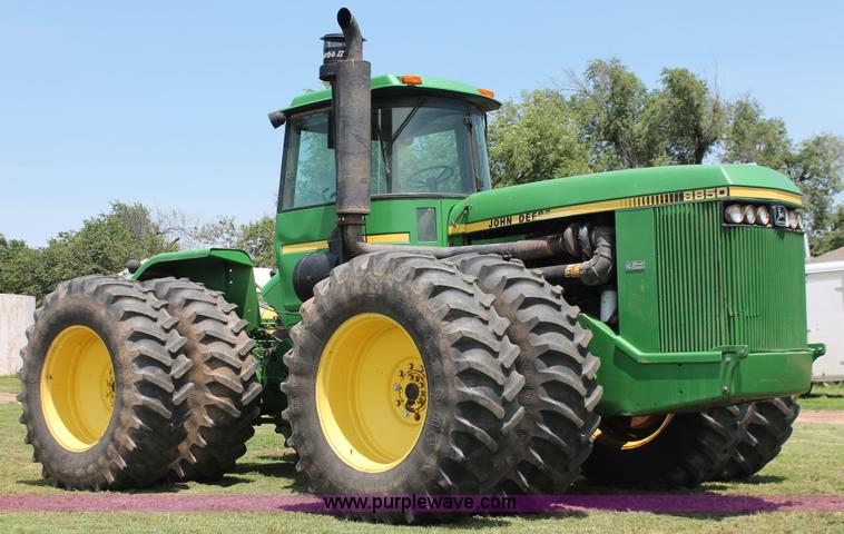 image for item H5808 1984 John Deere 8850 4WD tractor with Kinze repower