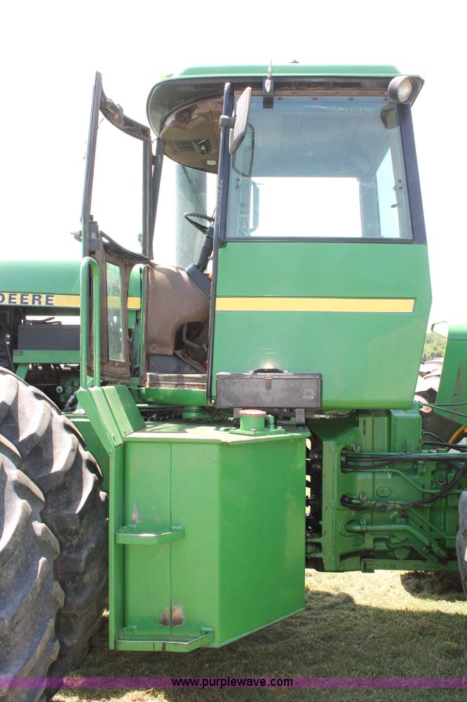 image for item H5808 1984 John Deere 8850 4WD tractor with Kinze repower