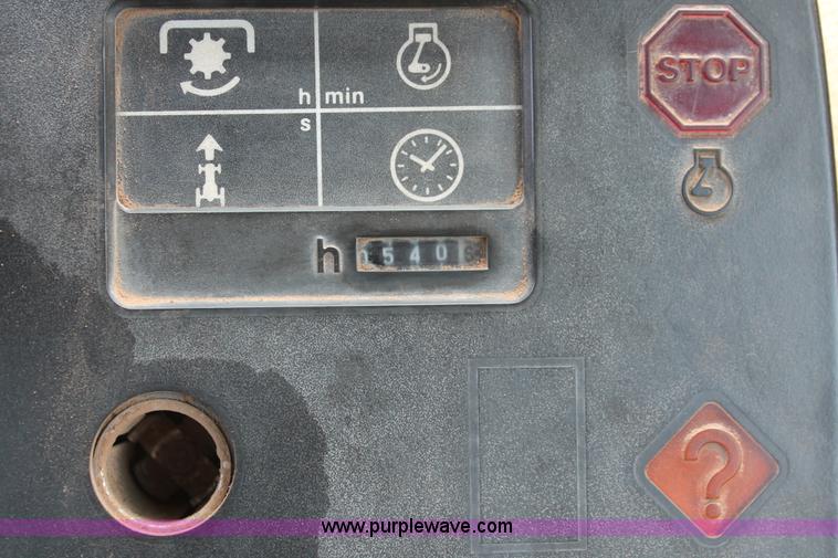 image for item H5808 1984 John Deere 8850 4WD tractor with Kinze repower