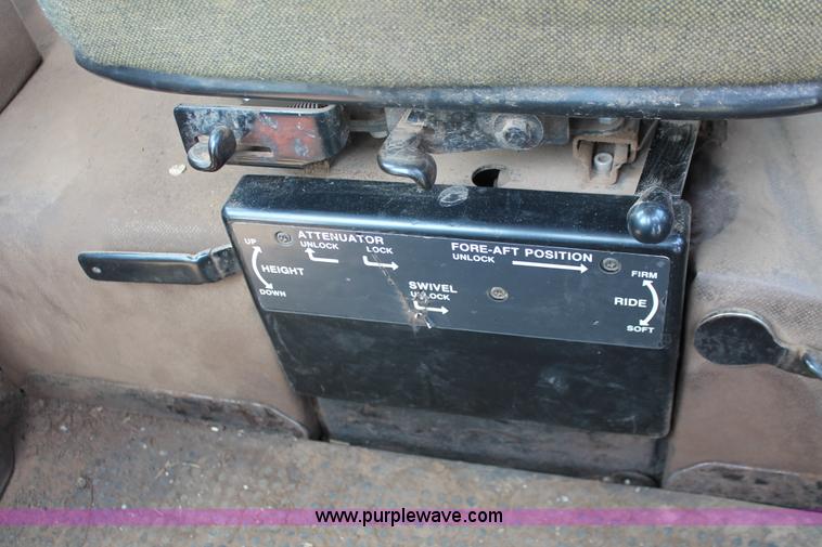 image for item H5808 1984 John Deere 8850 4WD tractor with Kinze repower