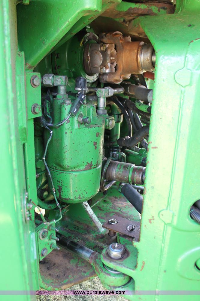 image for item H5808 1984 John Deere 8850 4WD tractor with Kinze repower