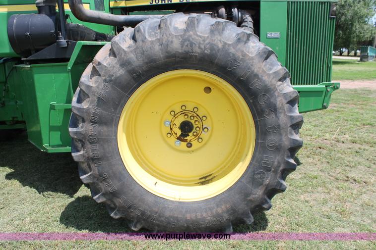 image for item H5808 1984 John Deere 8850 4WD tractor with Kinze repower
