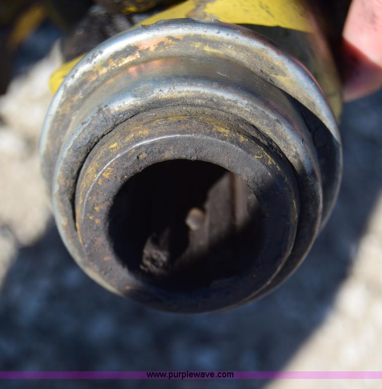 image for item J6597 1989 Vermeer 504I round baler