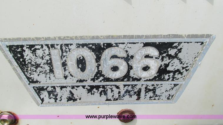 image for item J8530 International 1066 tractor