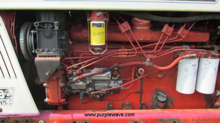 image for item J8530 International 1066 tractor