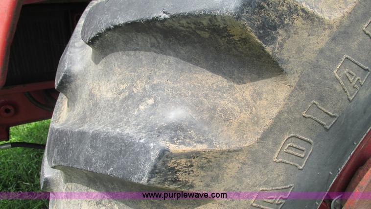 image for item J8530 International 1066 tractor