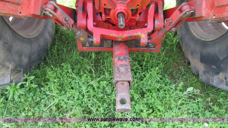 image for item J8530 International 1066 tractor