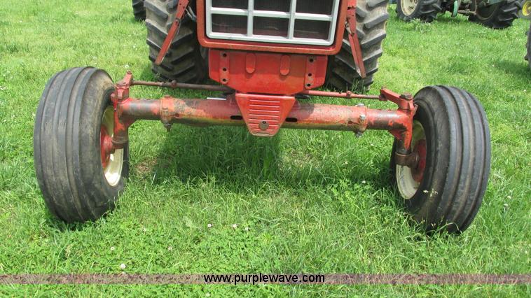 image for item J8530 International 1066 tractor