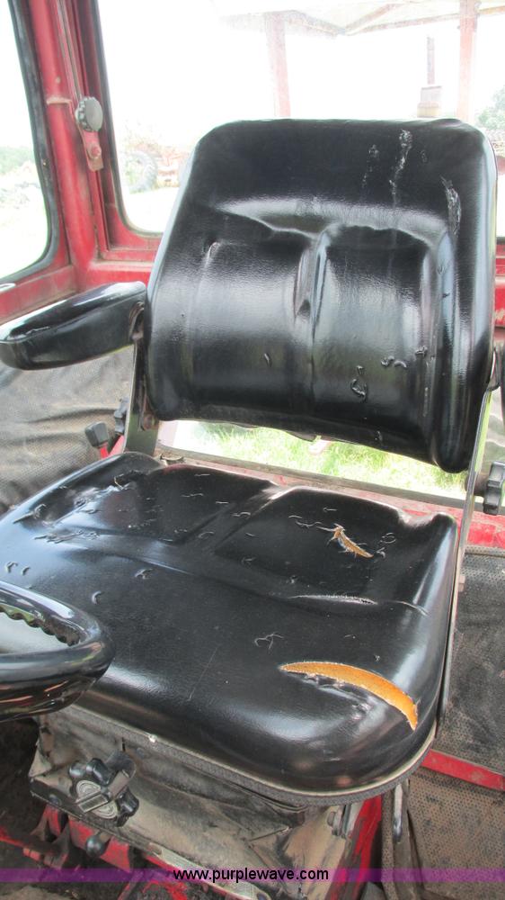 image for item J8530 International 1066 tractor