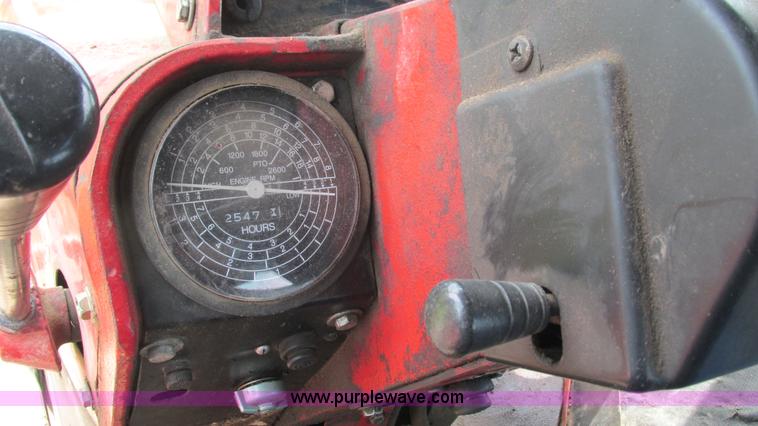 image for item J8530 International 1066 tractor