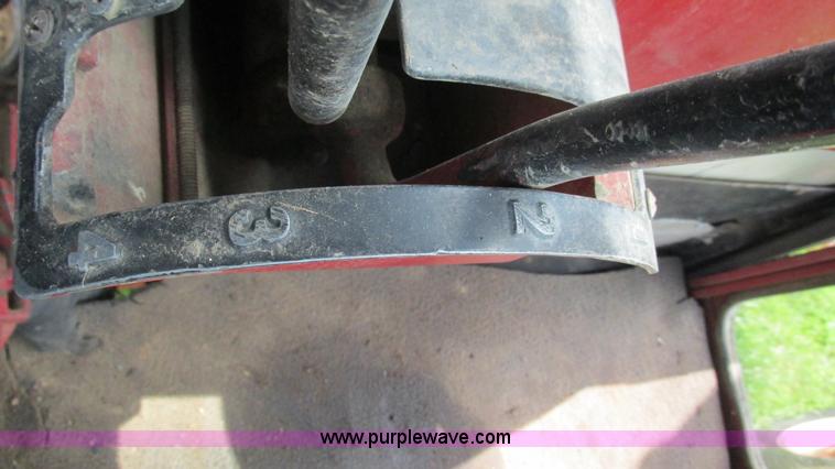 image for item J8530 International 1066 tractor