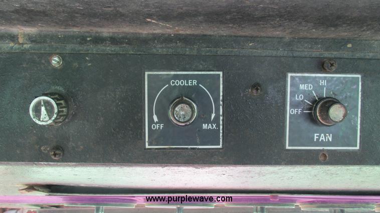 image for item J8530 International 1066 tractor