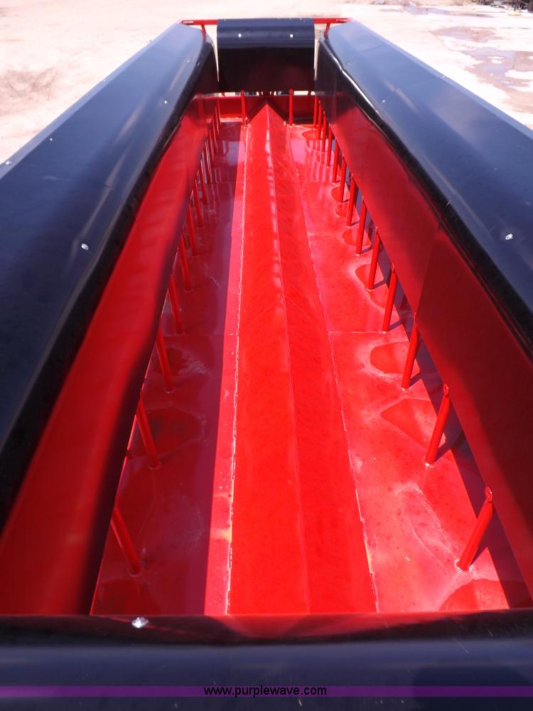 image for item K3960 Silage feeder wagon