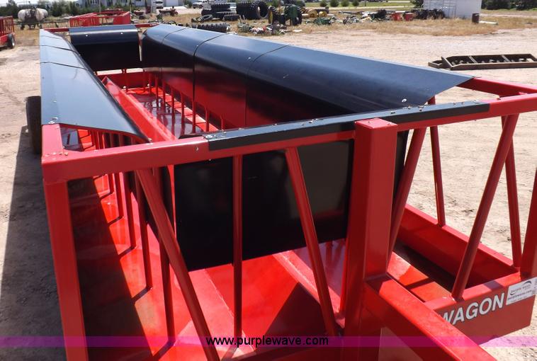 image for item K3960 Silage feeder wagon