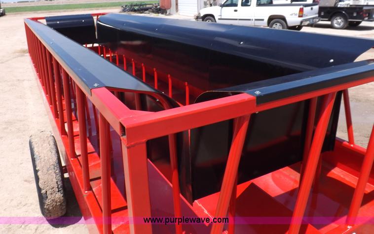 image for item K3960 Silage feeder wagon