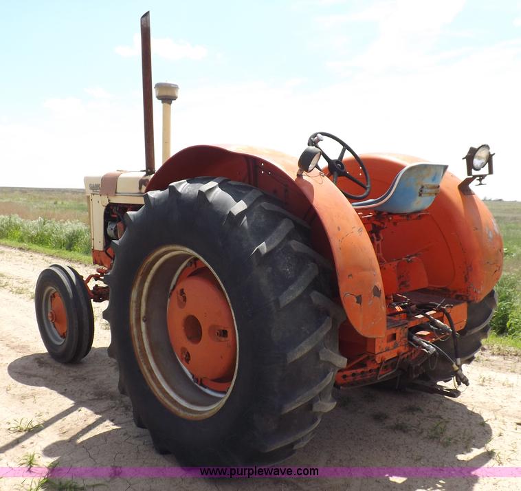 image for item K3976 1959 Case 900B tractor