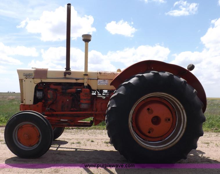 image for item K3976 1959 Case 900B tractor