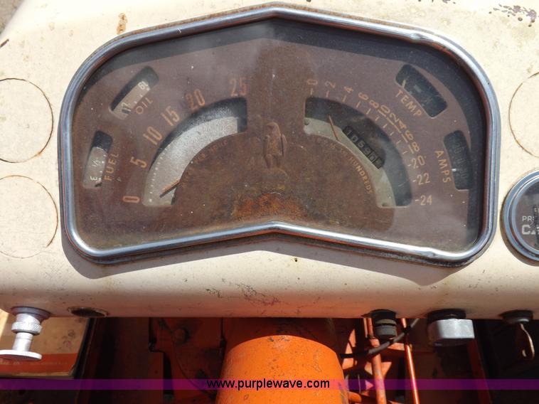 image for item K3976 1959 Case 900B tractor