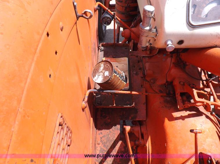 image for item K3976 1959 Case 900B tractor