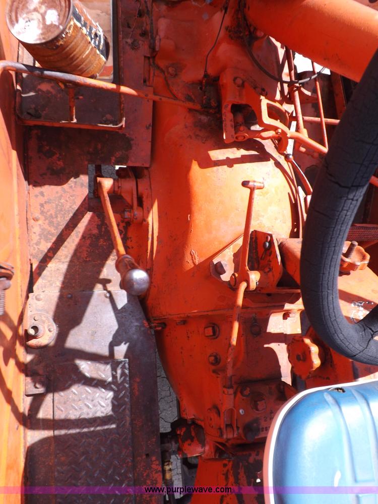 image for item K3976 1959 Case 900B tractor