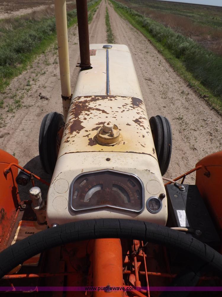 image for item K3976 1959 Case 900B tractor