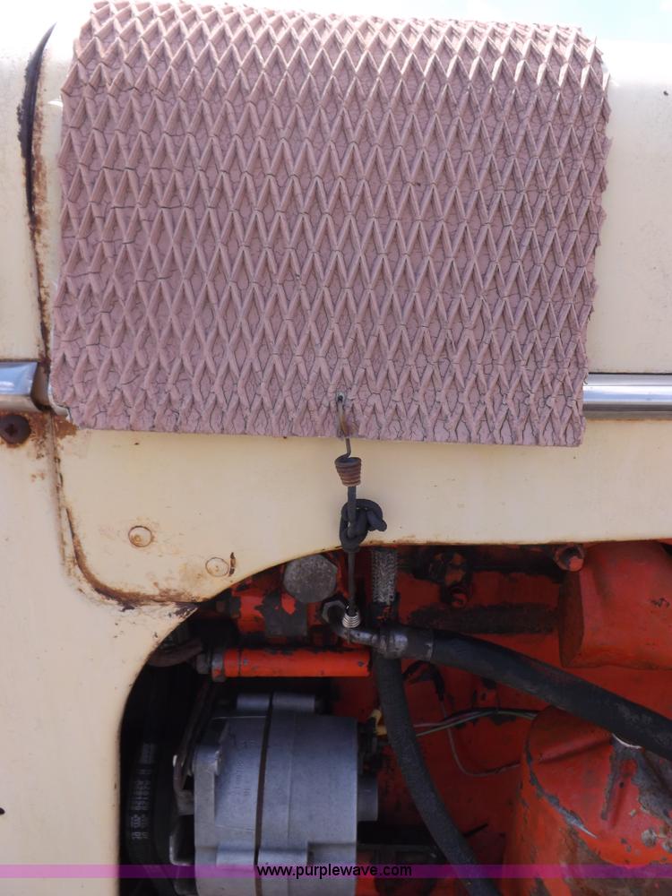 image for item K3976 1959 Case 900B tractor