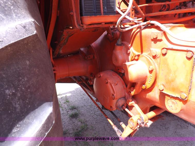 image for item K3976 1959 Case 900B tractor