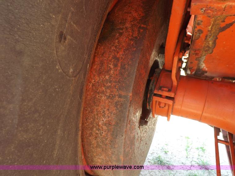 image for item K3976 1959 Case 900B tractor